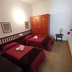 Dolores En Adeje Feriehus *