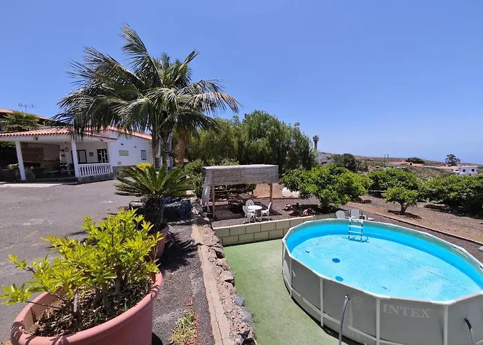 Dolores En Adeje Адехе