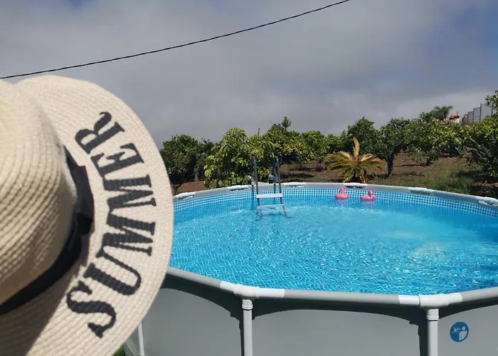 Dolores En Adeje Nyaraló *